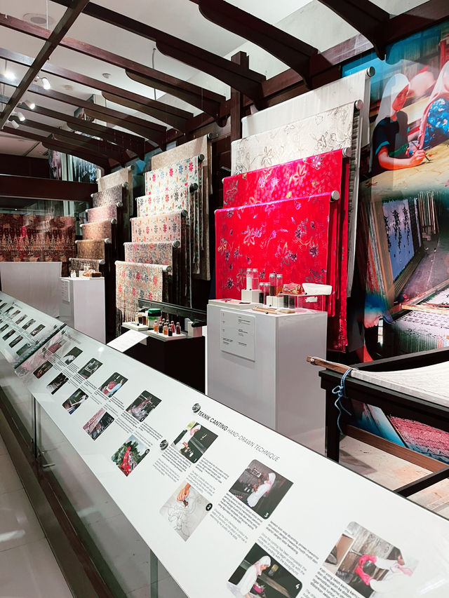 Discover Malaysia’s Rich Fabric Heritage at the National Textile Museum KL 