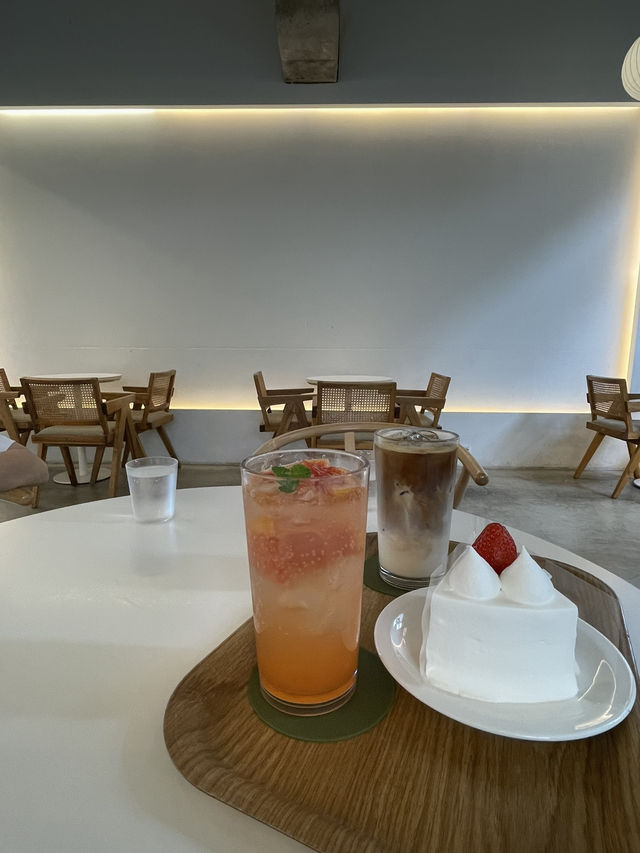 🇰🇷 Cafe Neung in Gyeongju, Korea  🇰🇷 Cafe Neung in Gyeongju, Korea