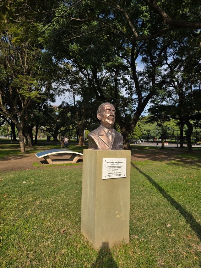 해외여행 부에노스아이레스의 운동공원 Plaza Oriental Republic of Uruguay