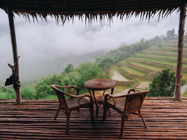 บ้านไม้หลังเล็กวิวภูเขาสีเขียว 🌿