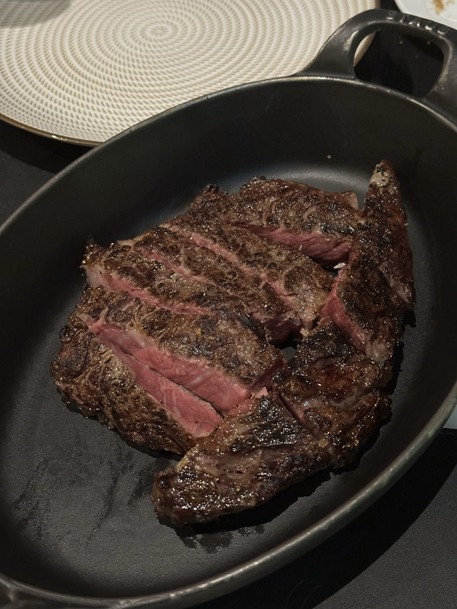 Indulge in Culinary Excellence at Beef Bar Hong Kong 🇭🇰– a Michelin one star ⭐️ restaurant 
