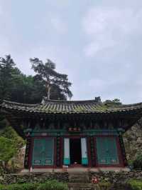 Wol-ak Mountain