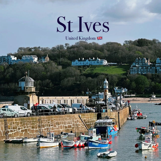 St Ives: The Azure Gem of Cornwall! 🌊💎