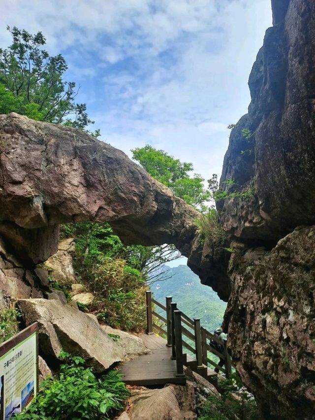 Hiking, Temples, and Vibes I Didn’t Expect