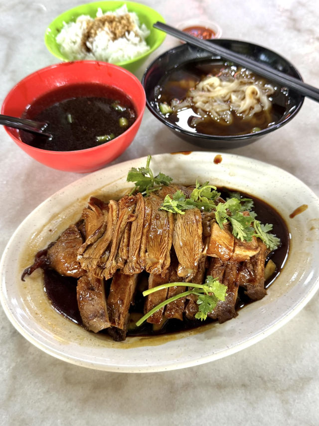 Under the Tree: A Taste of Johor’s Braised Duck at Baliban