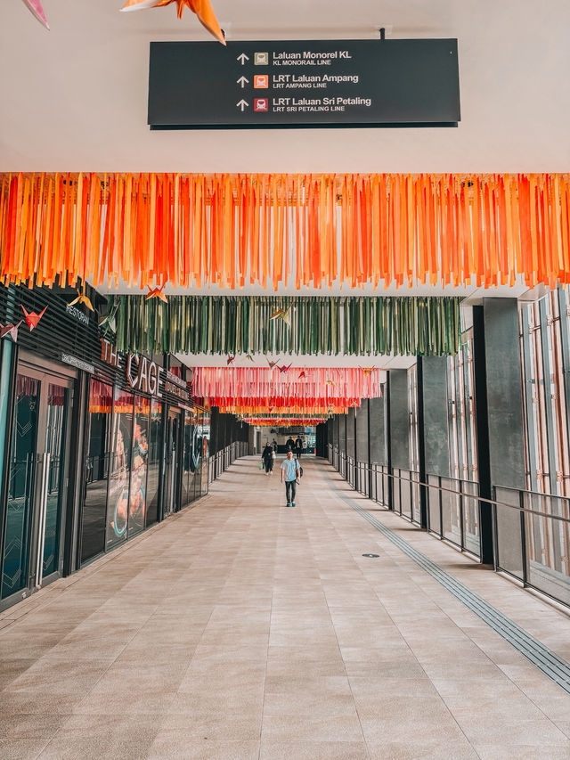 LaLaport at BBCC — A Bright, Breezy Lunch Break in the City