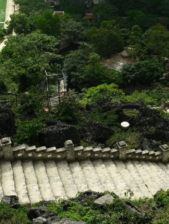 Hang Múa - Stairway to the Dragons 🐉