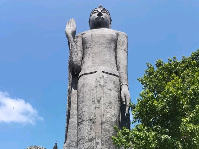 พระพุทธรูปหินลาวา จ.สระบุรี