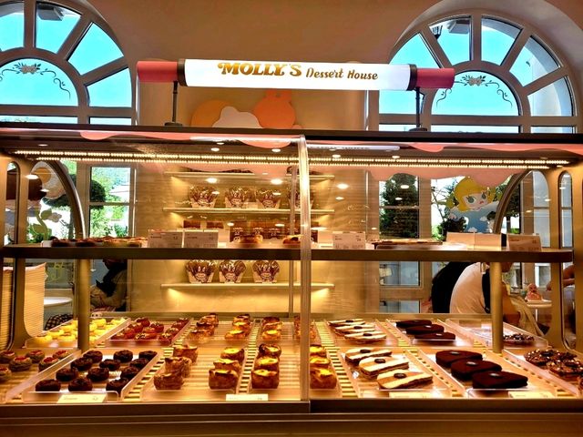 Indulging our sweet tooth at Molly's Dessert House
