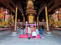 วัดเก่าแก่อายุกว่า 1,700 ปี ในเมืองเซี่ยงไฮ้
