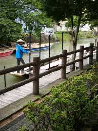 柳川真係俾河道環繞嘅一個地方