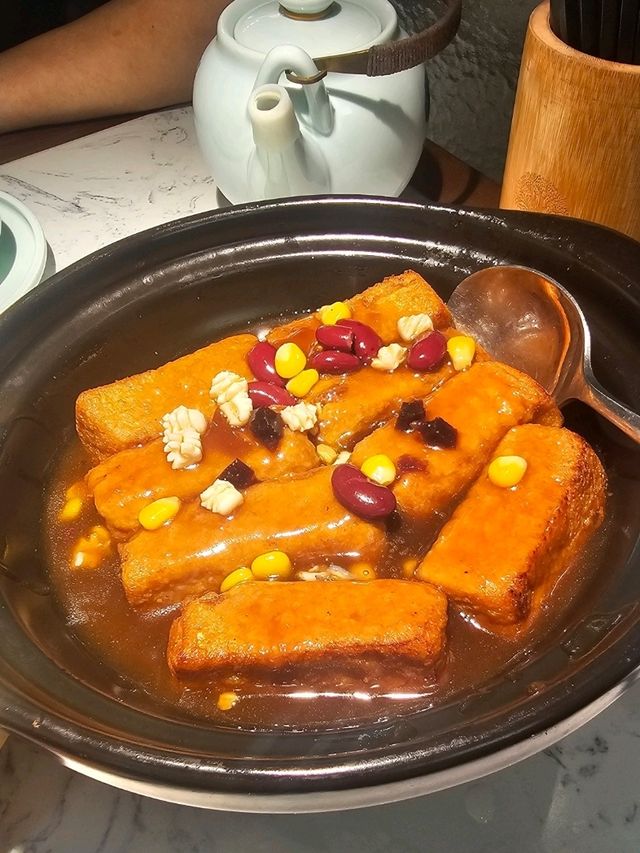 榮獲多個獎項和美食榜首位的順德菜：大榕樹下