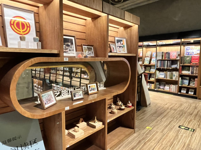 📚【方所 Fangsuo】A Hidden Gem Bookstore in Chengdu You Must Visit!✨