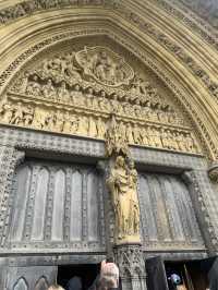 ⛪ Westminster Abbey – A Must-Visit Icon in London! 🇬🇧✨