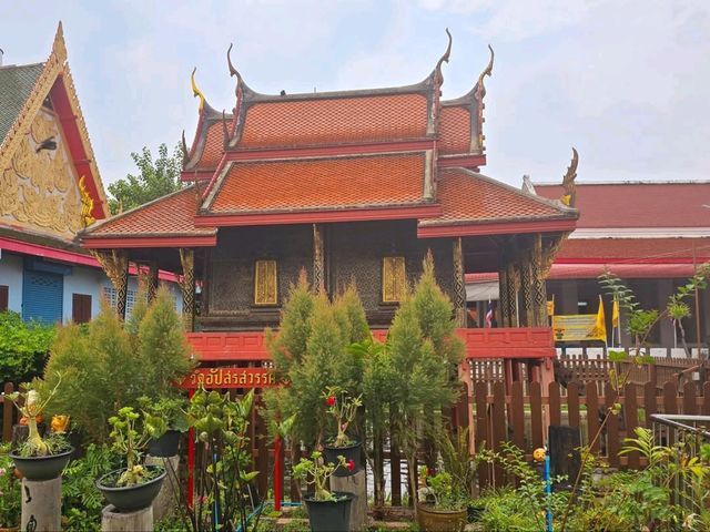 Big Buddha at Wat Paknam