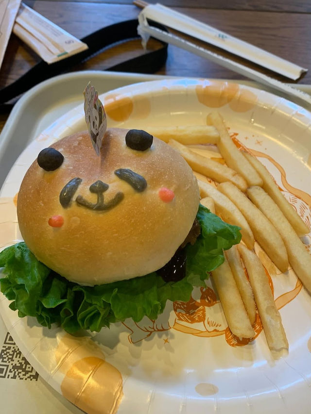 パンダに癒される！アドベンチャーワールドで過ごす感動の1日