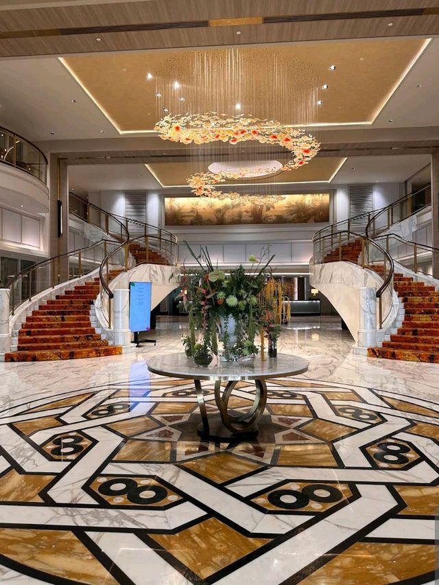 Royal Plaza on Scotts