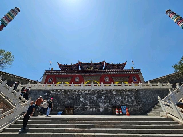 Exploring Kumbum Monastery — A Sacred Land of Tibetan Culture and Art