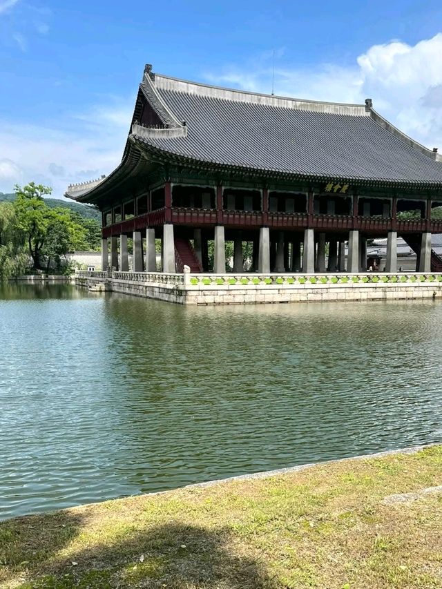 Gyeongbokgung Palace – A Glimpse of Royal Korea