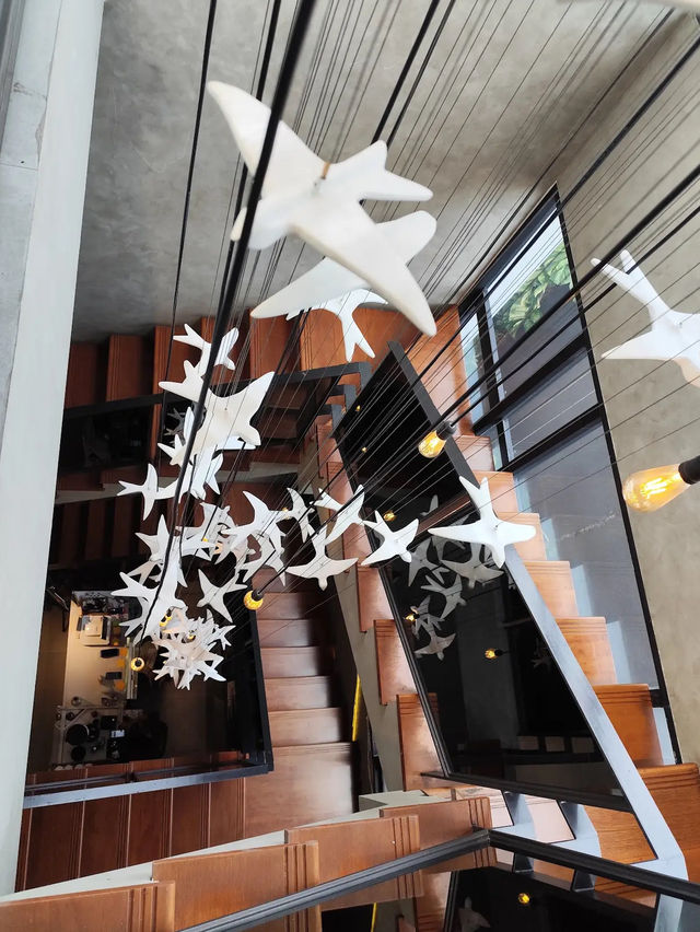 Jakarta’s Cozy Capsule for Coffee, Culture, and Connection