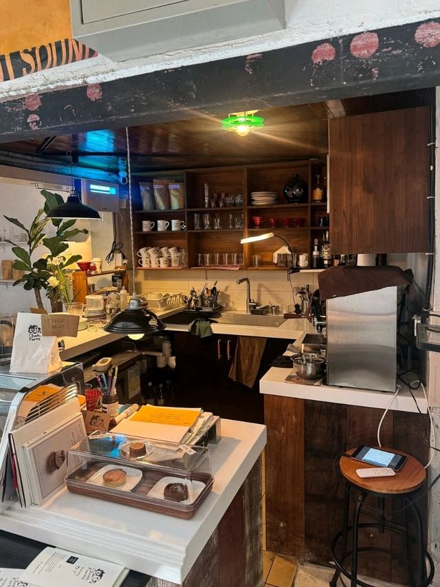 CHALK FARM Bar & Coffee