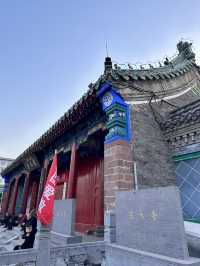 Where Faith Endures – A Quiet Encounter at Kaifeng Dongda Mosque