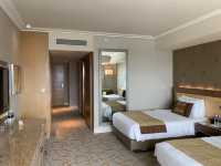 🏙️ Marina Bay Sands Stay – Spacious Comfort with Stunning Views