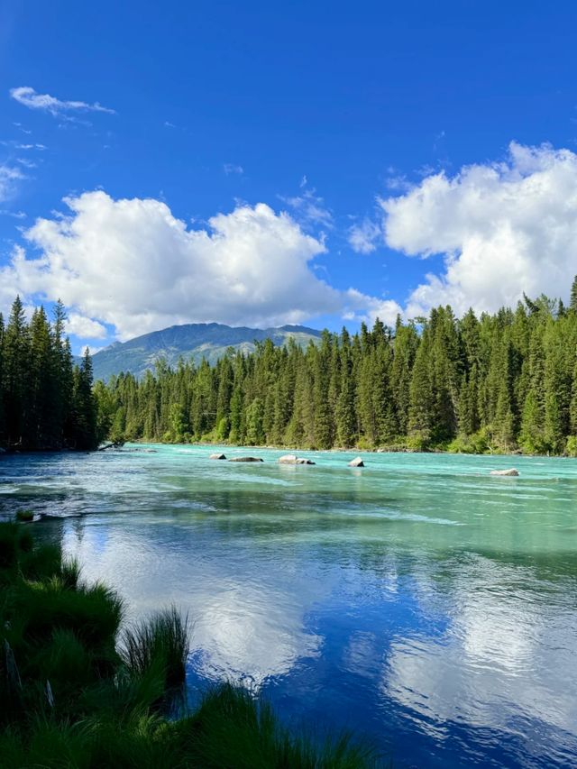 Flowing Through a Dream: Discover the Kanas River Flowing Through a Dream: Discover the Kanas River