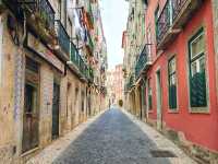 Discovering Iconic Landmarks in Lisbon City Center