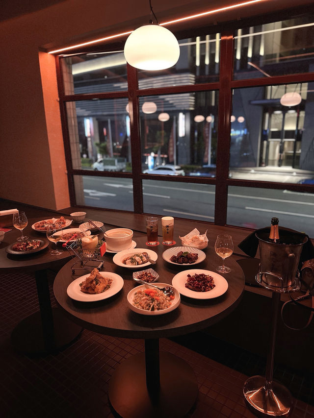 高雄|復古理髮廳 × 時髦中式餐酒館🥂 高雄|復古理髮廳 × 時髦中式餐酒館🥂