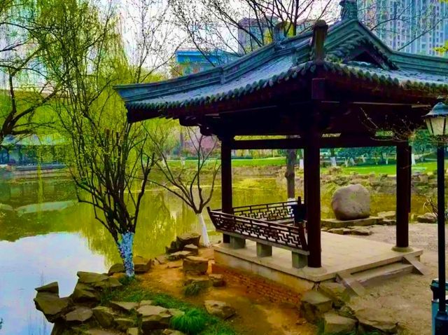 Luobinwang Park: A Cultural Tribute in Yiwu