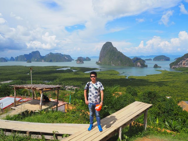 Samet Nangshe Viewpoint: Dawn Over Phang Nga