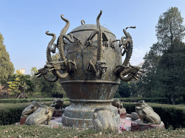 中國歷史文化名城-河南南暘臥龍崗