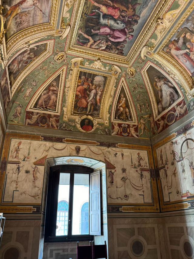 佛羅倫斯｜一探舊宮就愛上的理由 感受梅蒂奇家族權力與藝術交織的瑰寶