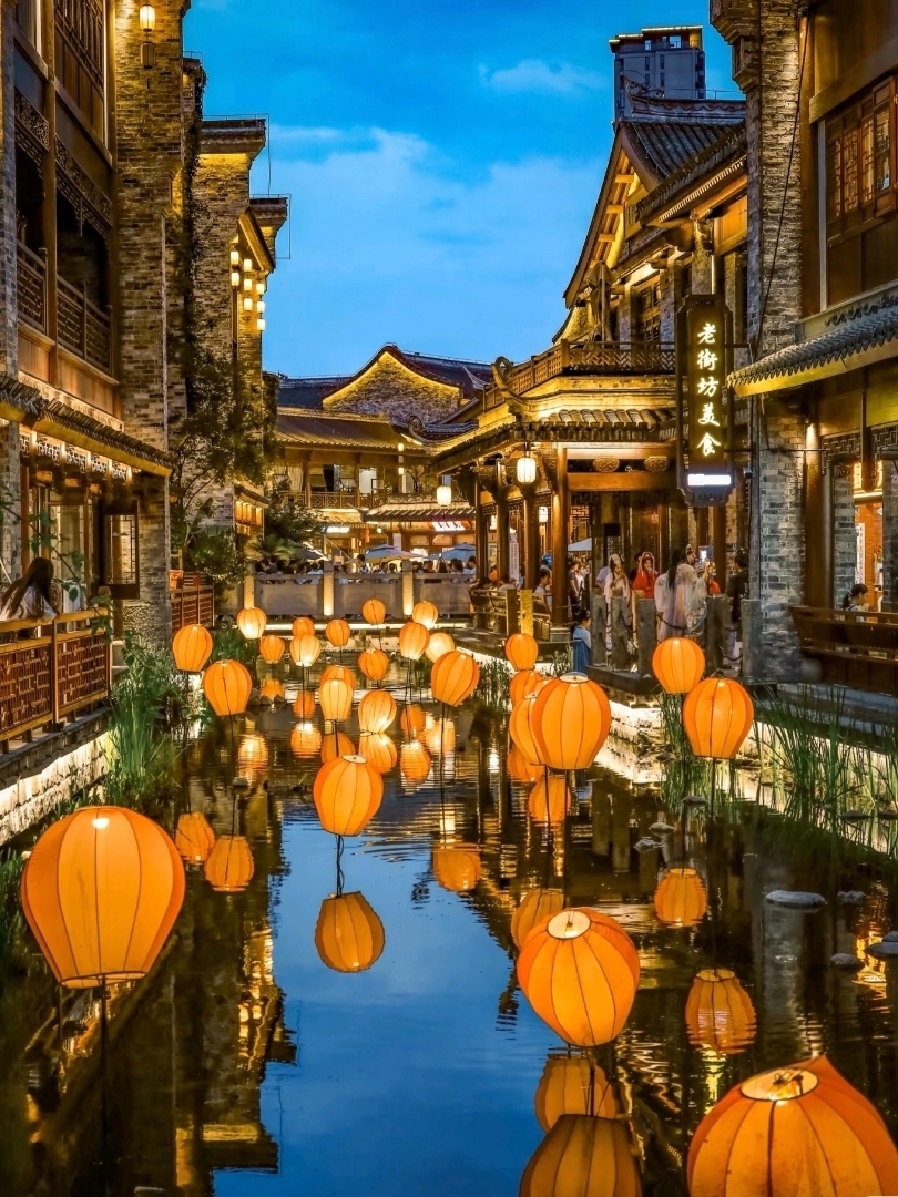 夜晚漫步武田老街比我想像的還要美！