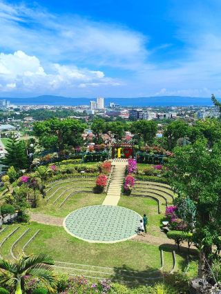 Perfect afternoon delight at the peak 😍😍😍