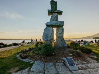 English Bay’s Golden Horizon