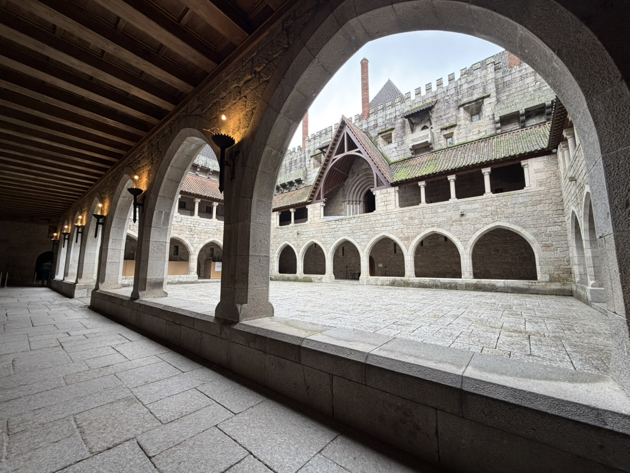 [The Birthplace of Portugal] Exploring Medieval Cobblestone Streets: A One-Day Stroll in Guimarães.