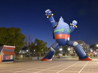 1:1 Tetsujin 28-go in Shin-Nagata, Kobe: A Legend for the Ages.