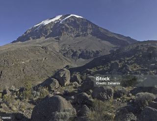 雲の上の8日間：究極のレモショルート・キリマンジャロ遠征 2027–2028 🏔️