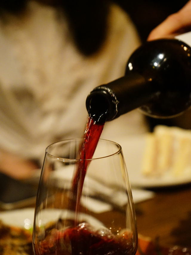 London | Have the brilliant tapas with friends on Friday night 