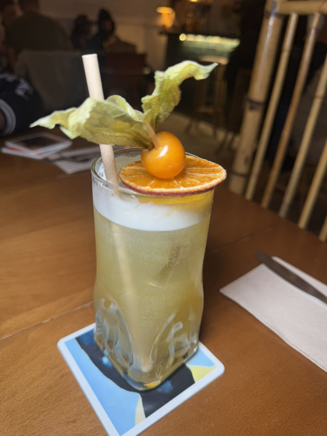 Barcelona’s Caribbean Gem – Joosy Gastro! 🌴❤️