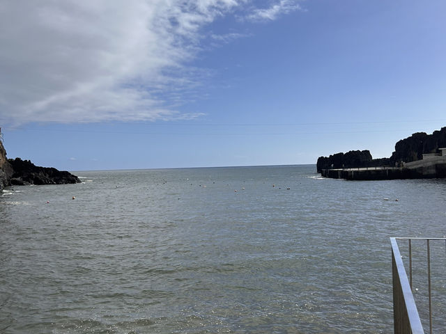 Churchill’s island escape 