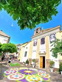 Roccascalegna Alleys & Medieval Charm