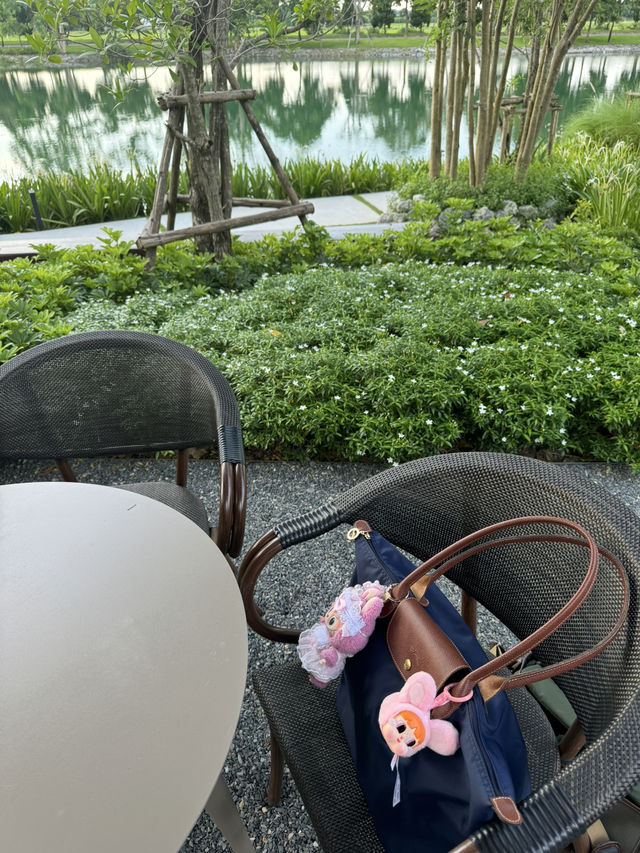 คาเฟ่ Something Journey เชียงราย