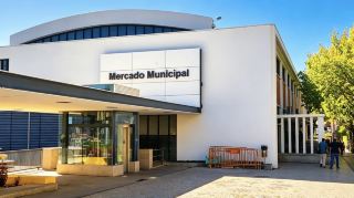 布朗庫堡的市政市場 — 在這裡當地生活熱鬧非凡！