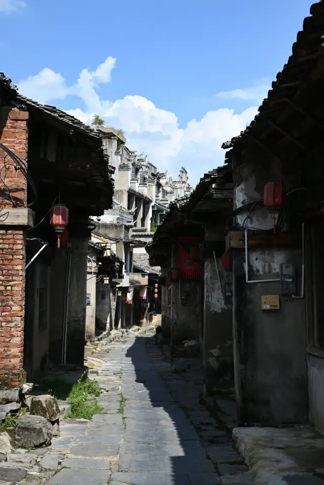 The ancient town hidden around Guilin is free of charge!