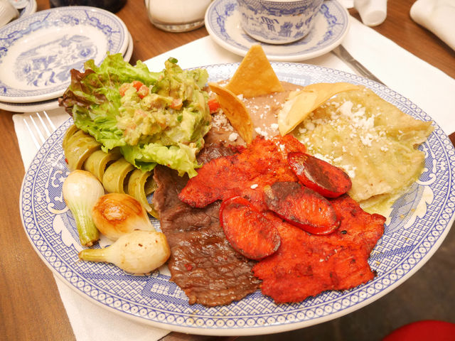 墨西哥城的厲害餐廳Sanborns de los Azulejos 你不能錯過它