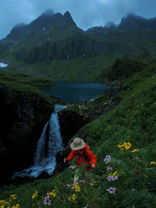 I love this fairyland-like hiking route.