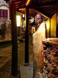 一鎮一島一酒店，巡塘書香，隱於古鎮，逸於書香